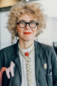 cluca par Ana Isabel Duque